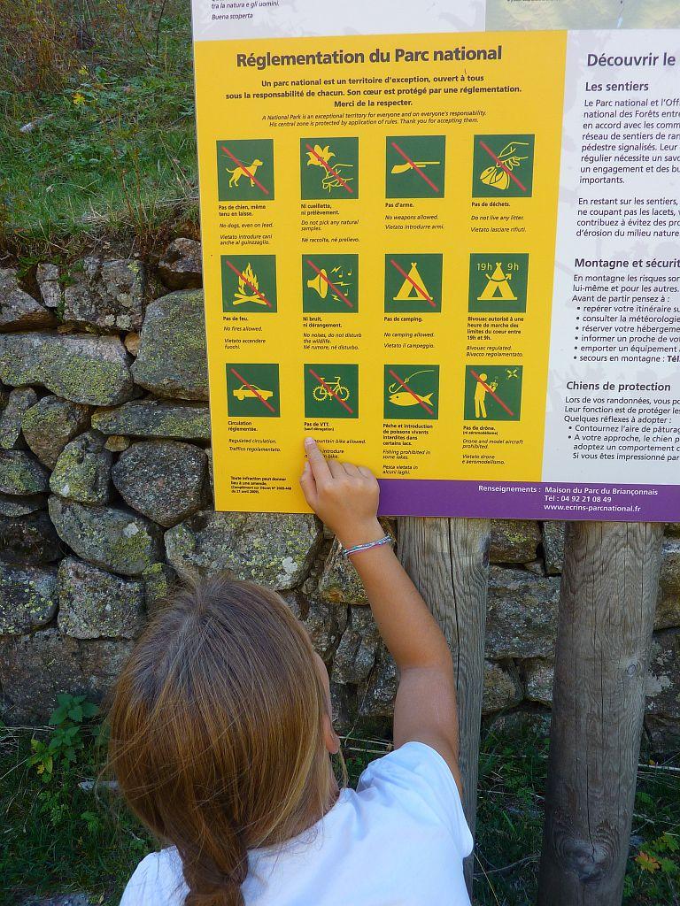 Panneau signalétique