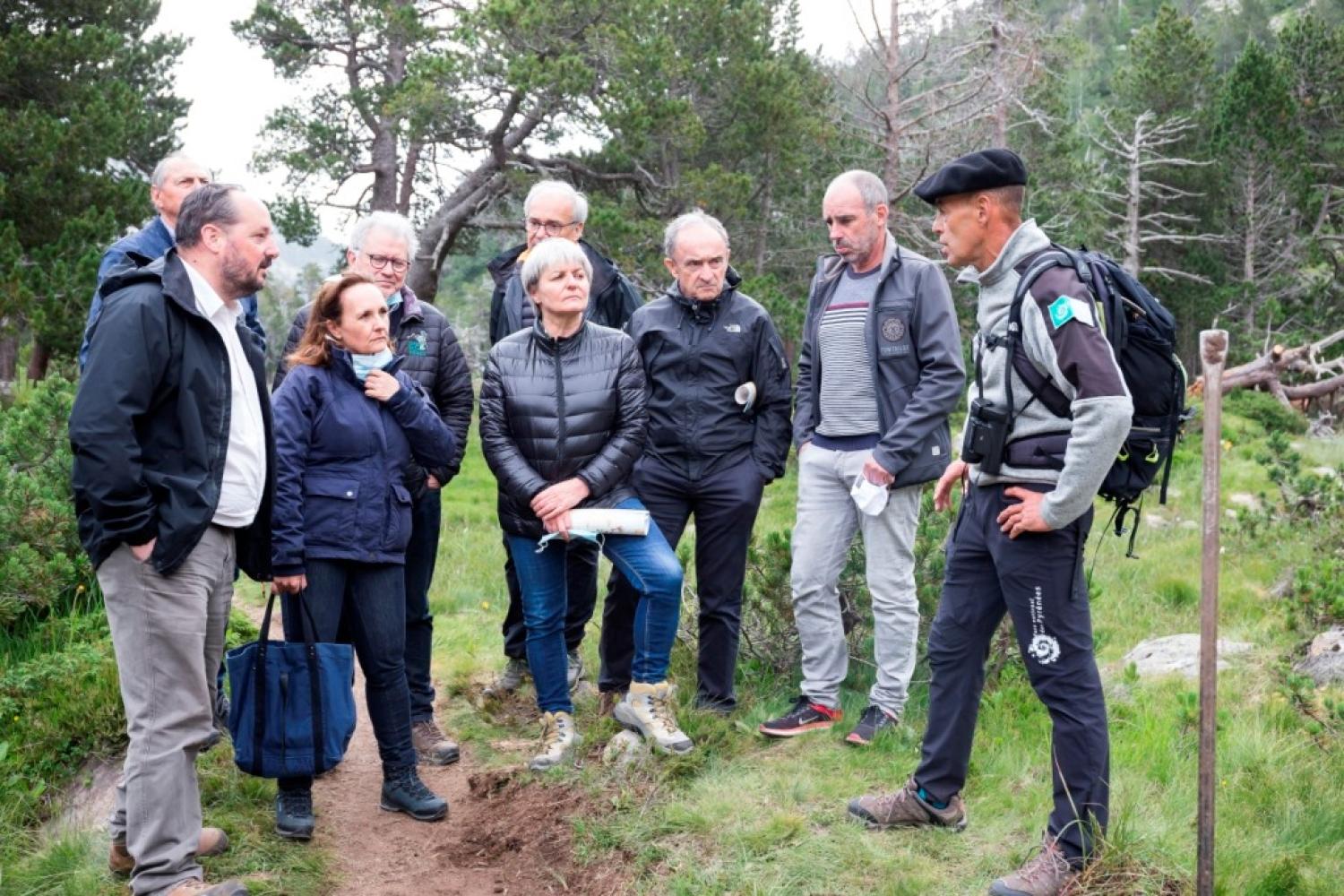 visite_du_chantier_avec_sous-prefete_de_bagneres-de-bigorre_15-07_c._cuenin-pnp.jpg